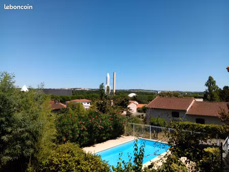 maison t7 : côte pavée