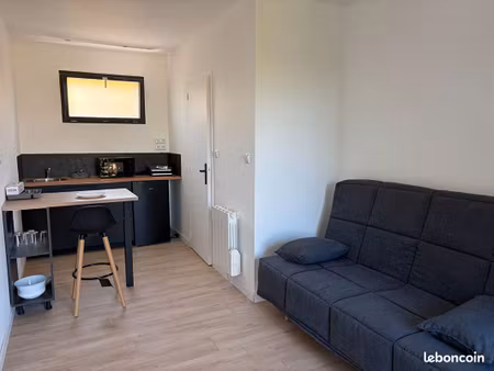 studio 1 pièce 17 m²