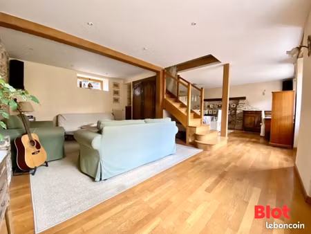 maison 7 pièces 173 m²