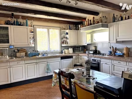 appartement 3 pièces 103 m²