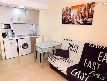 très beau studio meublé pour étudiant(e) villeurbanne / iut 1 / gratte ciel / la doua  1 p