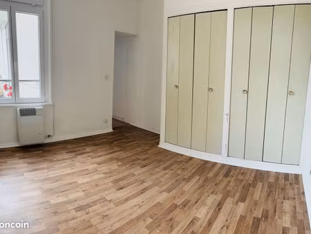 studio 1 pièce 22 m²