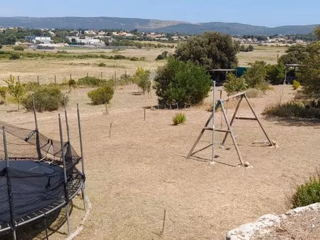 terrain de loisirs