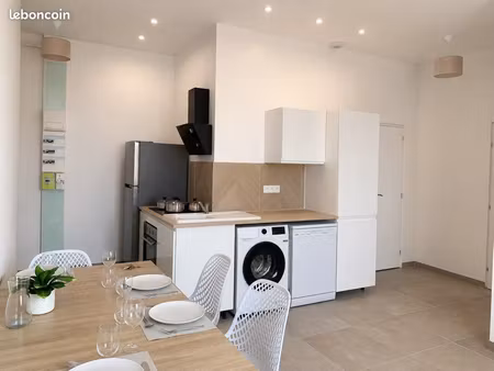 appartemebt meublé t3 rénové - 51m2 - alès centre 690 euros cc
