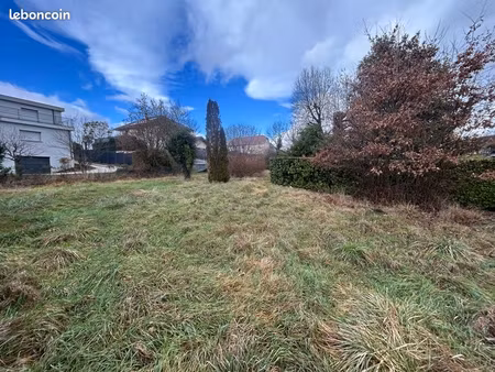 terrain 906 m² aix les bains