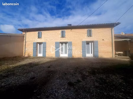 maison 8 pièces 220 m²