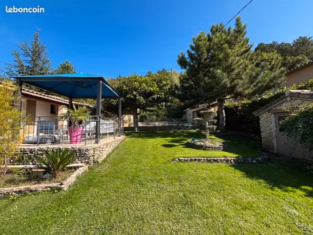 charmante villa 6 pièces 158m2