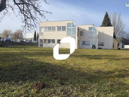 bureau 1 155 m²