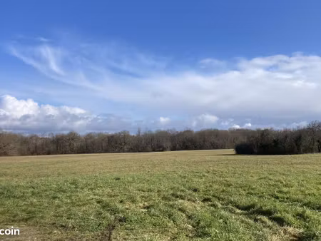 terrain 1 100 m² laruscade