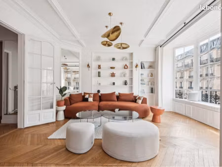 bel appartement haussmanien entièrement rénové