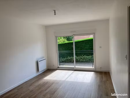 apparemment 77 m2 centre la bazoge