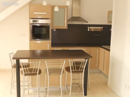loue appartement f2 à auxerre