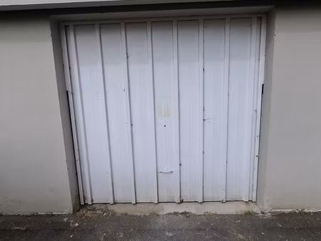 grand garage de 17 m² proche centre ville