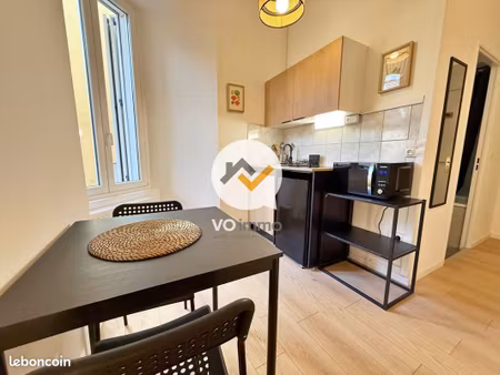 studio 1 pièce 20 m²