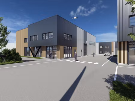 local 963 m² cesson-sévigné