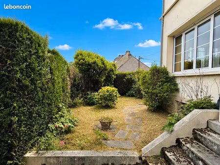 maison 8 pièces 178 m²