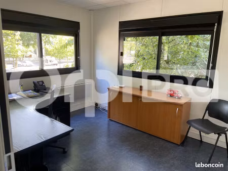 bureau 190 m²