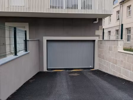 parking - quartier fieshi