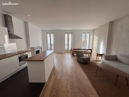 superbe t3 meublé - dans l’hyper centre ville de marseille ☀️