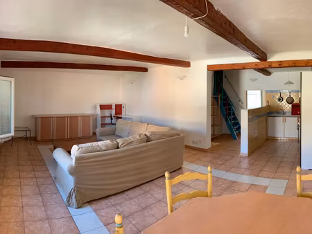 particulier loue grand f4 de 84 m2 centre village