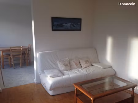 location pour étudiant / jeune pro en appartement meublé