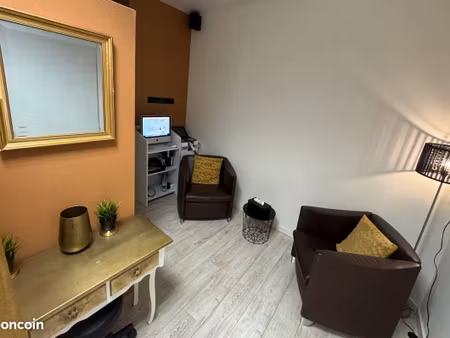 sous-location de cabinets / bureaux dans local professionnel avec entrée indépendante anne