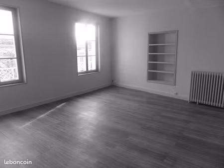 appartement t2 sablé centre