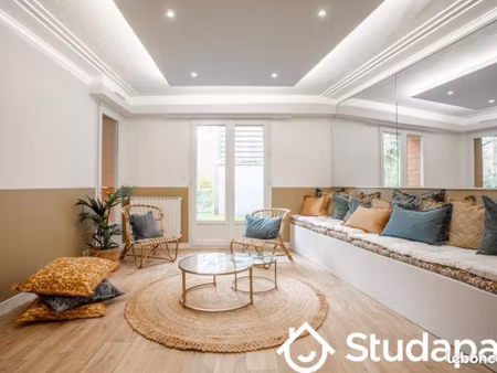 chambre 1 pièce 12 m²