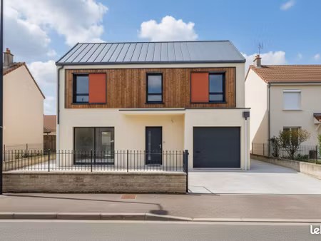maison 5 pièces 148 m²