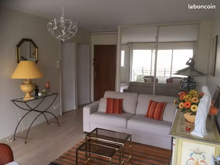 appartement t2 meublé 50m2 ascenseur et parking souterrain