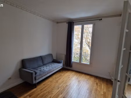 appartement st denis métro porte de paris