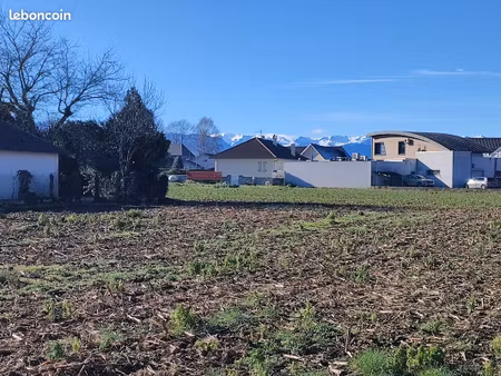 terrain viabilisé 840 m2 avec vue pyrénées - bordes (64510)