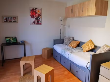 studio meublé de 23m2 avec grand balcon