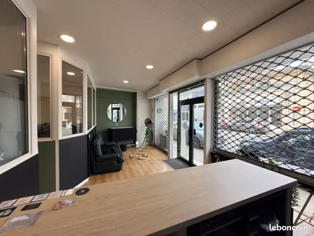 bureaux  local commercial 97 m² bourgoin-jallieu