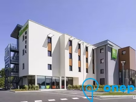 parking/box 12 m² vierzon
