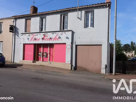maison 7 pièces 250 m²