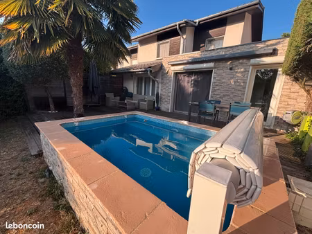 maison - 4 pièces - 102m²