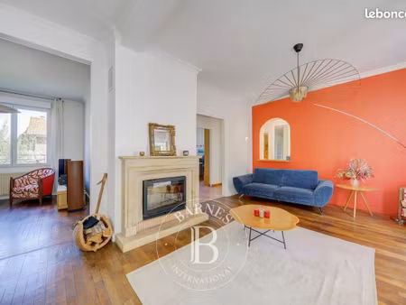 maison 8 pièces 191 m²