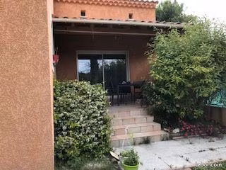 villa 4 pièces 101 m²