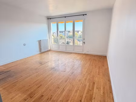 appartement 4 pièces 86 m² - 3 min de la gare de pontoise