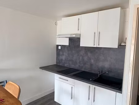 a louer appartement studio sable sur sarthe