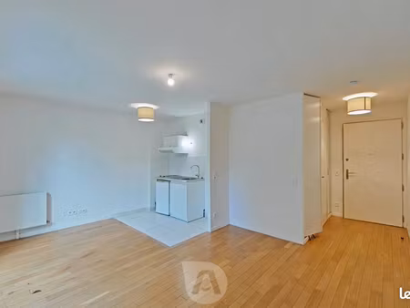 appartement 1 pièce 28 m²