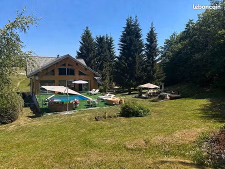 chalet 4 pièces 167 m²