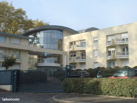 mérignac 33700 studio meublé 21m2 580e