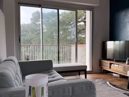 appartement dans parc arboré