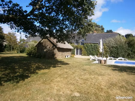 proche savenay - belle longère rénovée de 219 m² sur terrain de 3260 m² clos et arboré