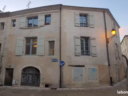 immeuble avec 4 appts dans le vieux périgueux