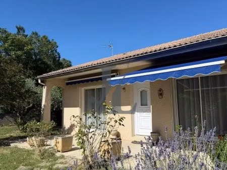 villa 5 pièces 136 m²