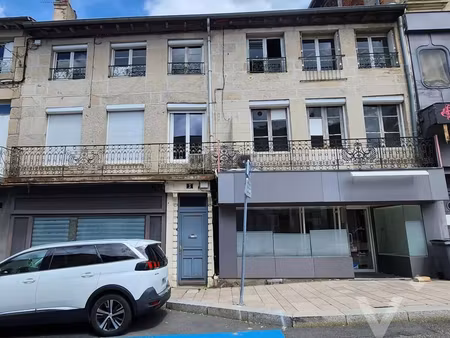 immeuble 2 pièces 270 m²