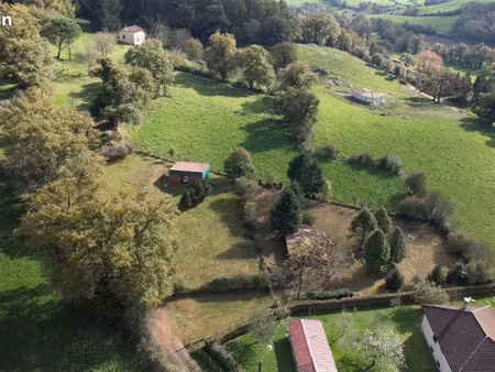 terrain constructible 1600m² avec hangar